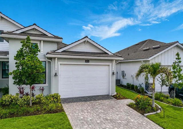 Single family home for sale at 18604 Dayspring Pl, VENICE, FL 34293 | MLS# N6144509