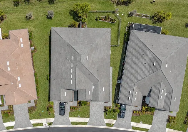3rd image of 18604 Dayspring Pl, Venice, FL 34293 | MLS# N6144509
