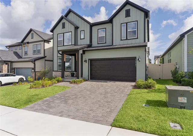 Photo 3 of Single family home for sale at 16983 Cedar Valley Cir, Clermont, FL 34711 | MLS# G5113025 | Listing updated on 2026-09-07