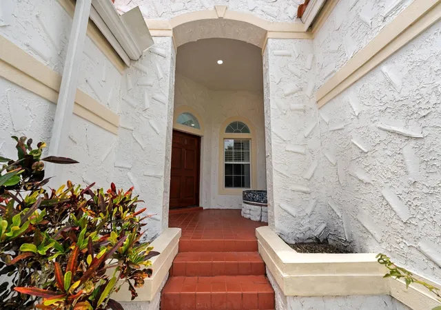 4th image of 2985 La Concha Dr, Clearwater, FL 33762 | MLS# TB8513605