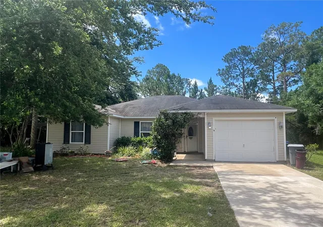 1st image of 92 Wheatfield Dr, Palm Coast, FL 32164 | MLS# FC318900
