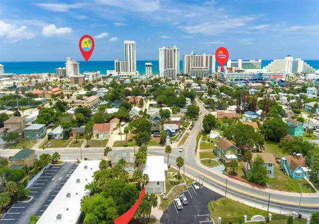 2nd image of 419 N Peninsula Dr, Daytona Beach, FL 32118 | MLS# FC318902