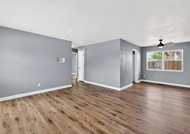 Listing Photo 4 - Condo for sale in building located at 419 N Peninsula Dr, DAYTONA BEACH, FL 32118