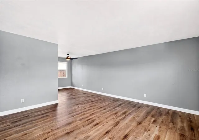 Listing Photo 5 - Condo for sale in building located at 419 N Peninsula Dr, DAYTONA BEACH, FL 32118