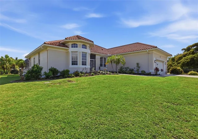 4th image of 4658 Arlington Dr, Placida, FL 33946 | MLS# D6147639