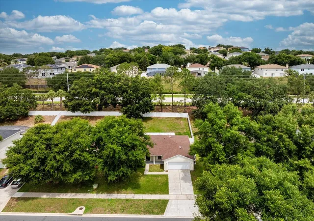 Homes for sale in Clermont, FL | 1882 Vale Dr, Clermont, FL 34711 | MLS# O6411959