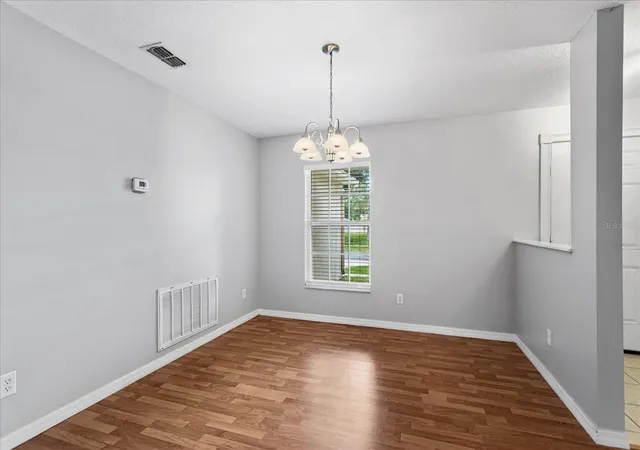 4th image of 1882 Vale Dr, Clermont, FL 34711 | MLS# O6411959