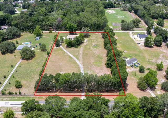 Photo 2 of Single family home for sale at 7416 Sw 75th Street, Gainesville, FL 32608 | MLS# GC540757 | Listing updated on 2026-08-21
