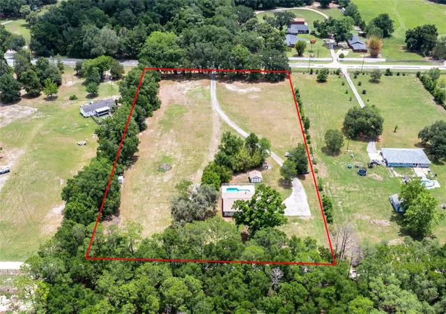 Photo 3 of Single family home for sale at 7416 Sw 75th Street, Gainesville, FL 32608 | MLS# GC540757 | Listing updated on 2026-08-21