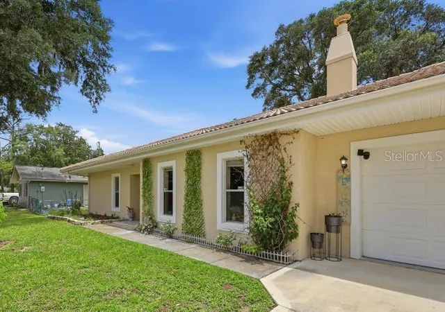 Homes for sale in Bunnell, FL | 504 N Cherry St, Bunnell, FL 32110 | MLS# FC318903