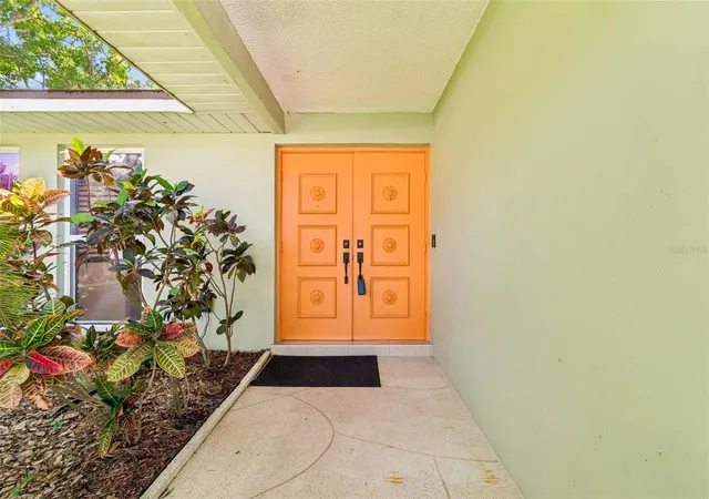 2nd image of 515 Sandy Hook Rd, Palm Harbor, FL 34683 | MLS# TB8513657
