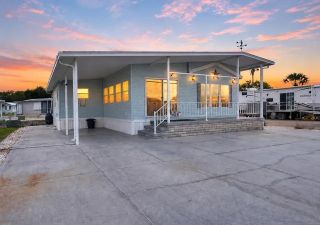 Photo 2 of Manufactured home for sale at 35151 Danny Dr #Lot 114, Zephyrhills, FL 33541 | MLS# TB8513660 | Listing updated on 2026-06-02