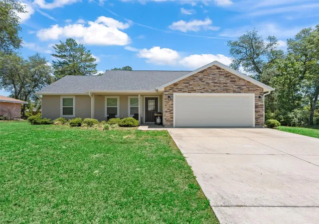 Photo 3 of Single family home for sale at 13645 Sw 39th Court, Ocala, FL 34473 | MLS# G5113037 | Listing updated on 2026-08-11