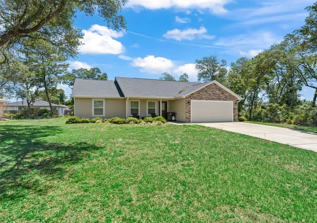 Photo 4 of Single family home for sale at 13645 SW 39th Court, Ocala, FL 34473 | MLS# G5113037 | Listing updated on 2026-08-11