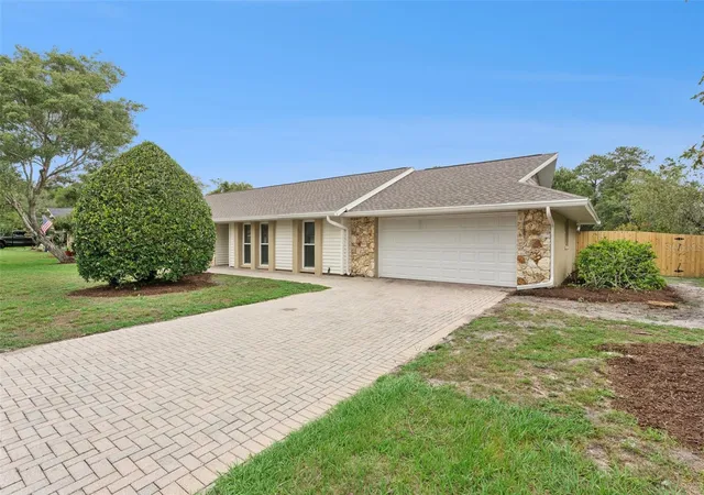 Homes for sale in Longwood, FL | 700 Blue Lake Dr, Longwood, FL 32779 | MLS# O6411965
