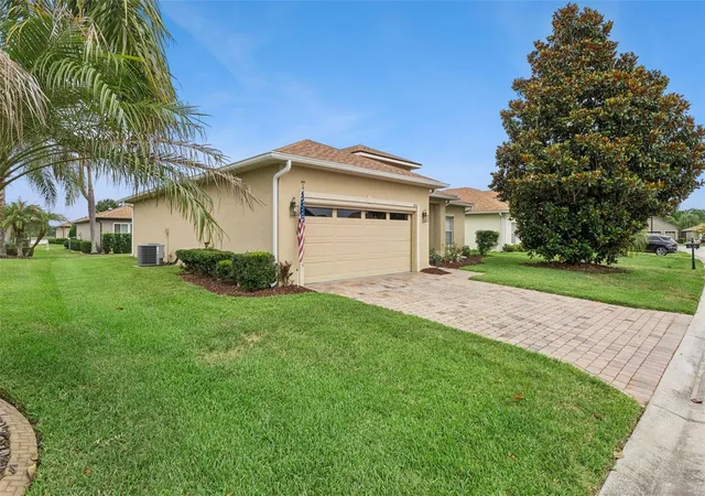 5th image of 5312 Nicklaus Dr, Winter Haven, FL 33884 | MLS# O6411968