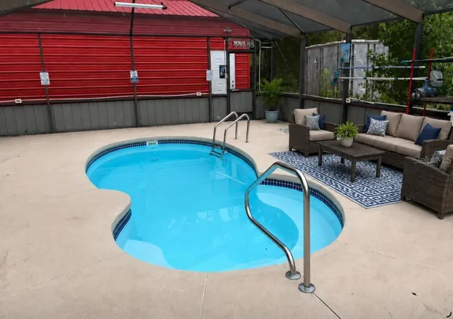 3rd image of 12253 E Berry Ln, Floral City, FL 34436 | MLS# TB8513675