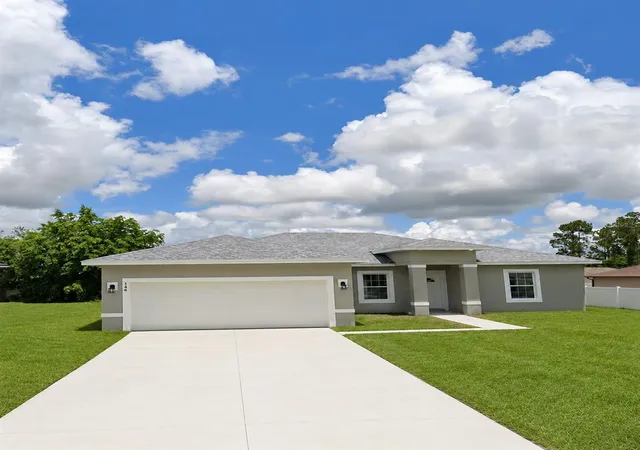 Photo 1 of Single family home for sale at 146 Flatfish Ct, Kissimmee, FL 34759 | MLS# O6411971 | Listing updated on 2026-10-09