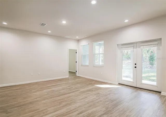 4th image of 20 Greentree St, Homosassa, FL 34446 | MLS# OM725657