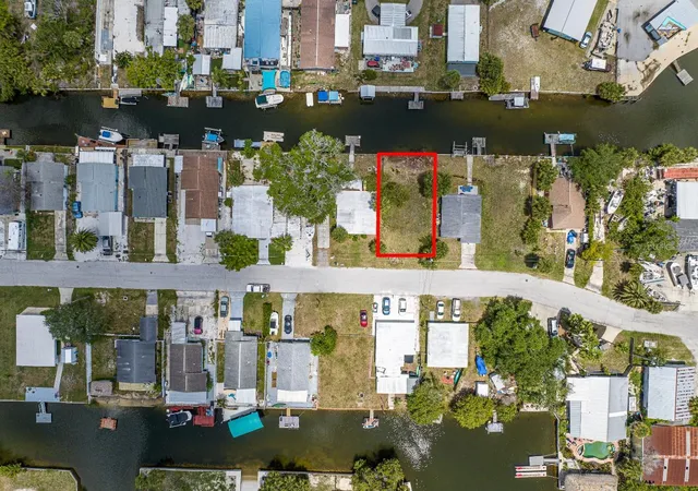 3rd image of 6837 Sanderling Ln, Hudson, FL 34667 | MLS# A4695299