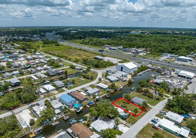 5th image of 6837 Sanderling Ln, Hudson, FL 34667 | MLS# A4695299