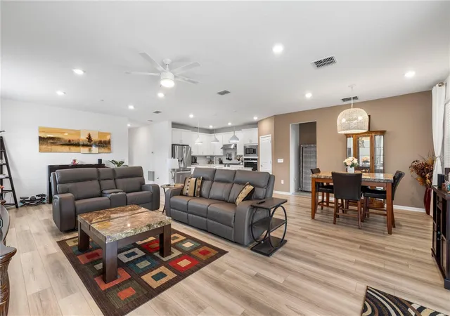 5th image of 783 Little Cloud Pl, Valrico, FL 33594 | MLS# TB8513702