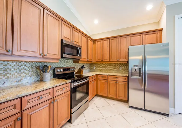 2nd image of 9453 Ne Discovery Ter Ne #201C, Bradenton, FL 34212 | MLS# TB8513722