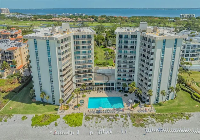Homes for sale in Longboat Key, FL | 2301 Gulf Of Mexico Dr #33N, Longboat Key, FL 34228 | MLS# A4695318