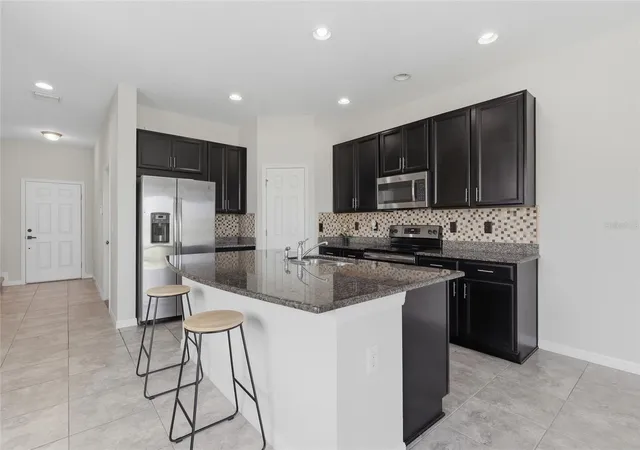 Homes for sale in Riverview, FL | 7005 Grand Elm Dr, Riverview, FL 33578 | MLS# S5150879