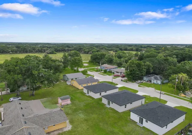 28th image of 2048 Dixie Ave, Sanford, FL 32771 | MLS# S5150882