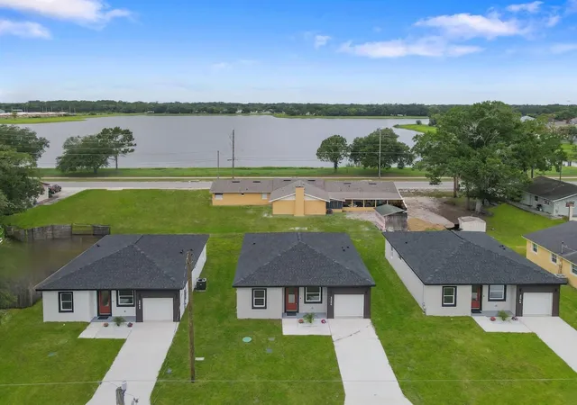 2nd image of 2048 Dixie Ave, Sanford, FL 32771 | MLS# S5150882