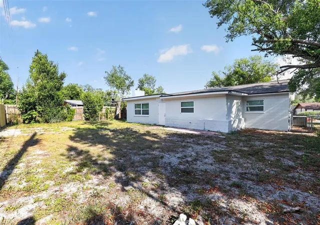 3rd image of 1904 E 115Th Ave, Tampa, FL 33612 | MLS# O6412023