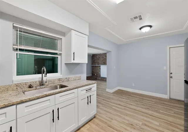5th image of 1904 E 115Th Ave, Tampa, FL 33612 | MLS# O6412023