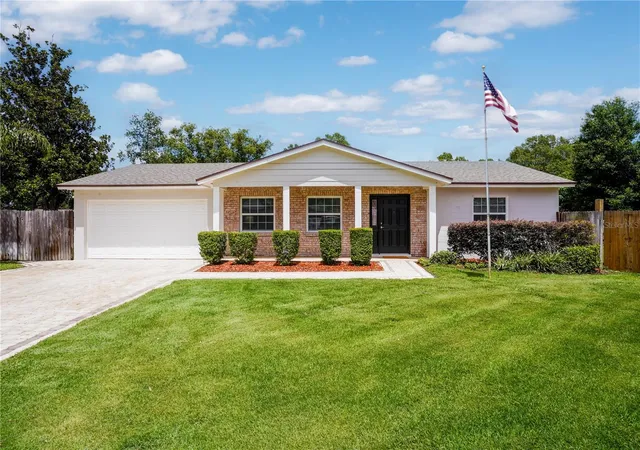 Homes for sale in Longwood, FL | 110 Devon Ct, Longwood, FL 32779 | MLS# O6412026