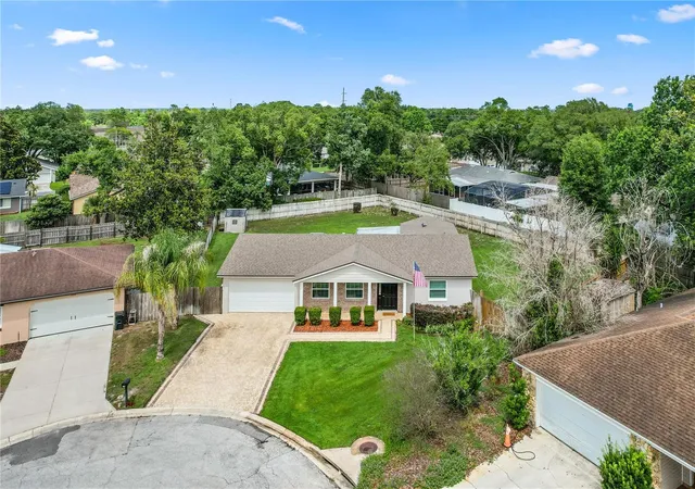 Homes for sale in Longwood, FL | 110 Devon Ct, Longwood, FL 32779 | MLS# O6412026