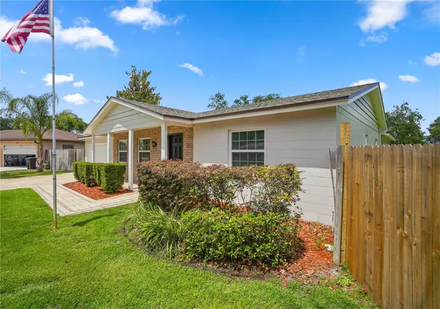 Homes for sale in Longwood, FL | 110 Devon Ct, Longwood, FL 32779 | MLS# O6412026