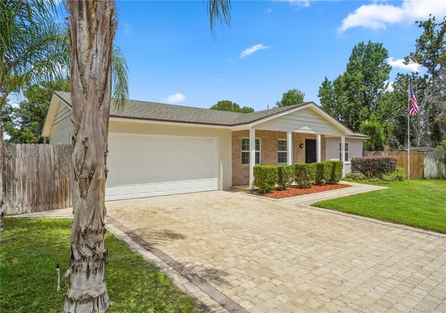 Homes for sale in Longwood, FL | 110 Devon Ct, Longwood, FL 32779 | MLS# O6412026