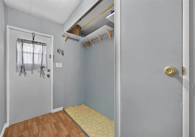 Photo 3 of Manufactured home for sale at 2129 Lois Blvd, Lake Alfred, FL 33850 | MLS# P4938870 | Listing updated on 2026-10-05