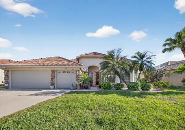 2nd image of 4612 E 62 Ave, Bradenton, FL 34203 | MLS# A4695329
