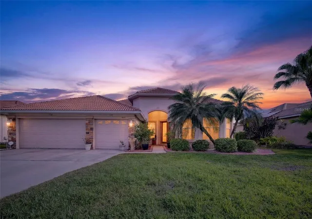 3rd image of 4612 E 62 Ave, Bradenton, FL 34203 | MLS# A4695329