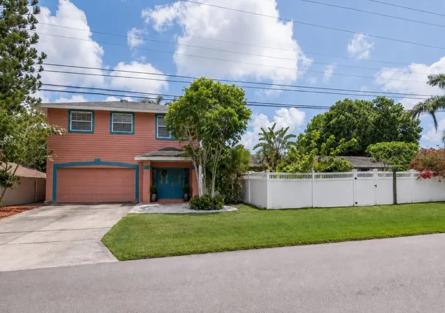 2nd image of 10532 67th Ave, Seminole, FL 33772 | MLS# TB8513785