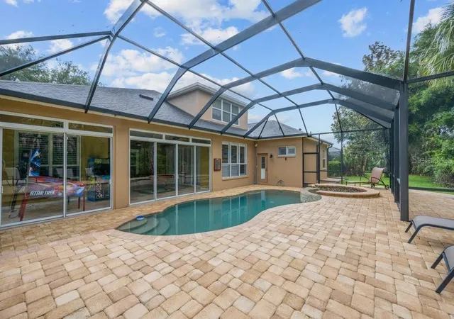 Photo 2 of Single family home for sale at 6122 Kestrelpark Dr, Lithia, FL 33547 | MLS# TB8513789 | Listing updated on 2026-09-06