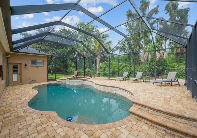 Photo 3 of Single family home for sale at 6122 Kestrelpark Dr, Lithia, FL 33547 | MLS# TB8513789 | Listing updated on 2026-09-06