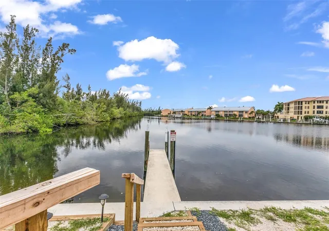 2nd image of 1217 Aqui Esta Dr, PUNTA GORDA, FL 33950