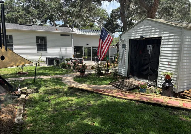 4th image of 2391 Se 176Th Ave, Silver Springs, FL 34488 | MLS# OM725683