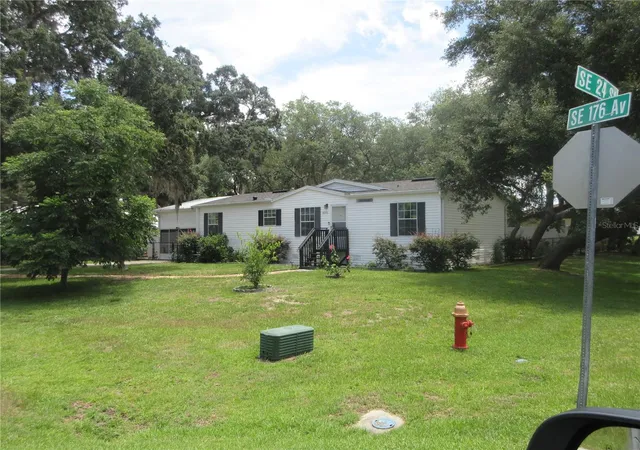 2nd image of 2391 Se 176th Ave, Silver Springs, FL 34488 | MLS# OM725683