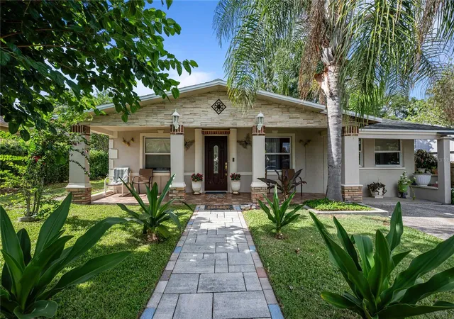Photo 1 of Single family home for sale at 37253 Safari Dr, Dade City, FL 33523 | MLS# TB8513801 | Listing updated on 2026-09-03