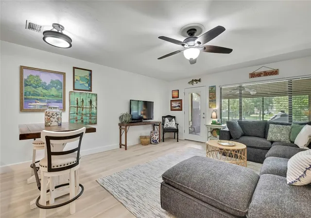 Homes for sale in Crystal River, FL | 1637 Se Paradise Cir #106, Crystal River, FL 34429 | MLS# O6412073