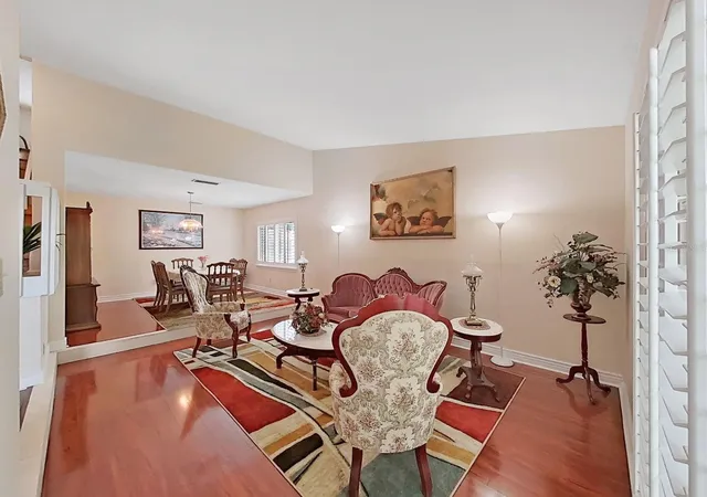 5th image of 1367 Corner Oaks Dr, Brandon, FL 33510 | MLS# TB8513811