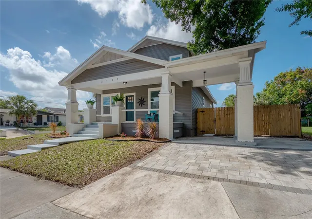 Homes for sale in Tampa, FL | 2702 W Palmetto St, Tampa, FL 33607 | MLS# TB8513812